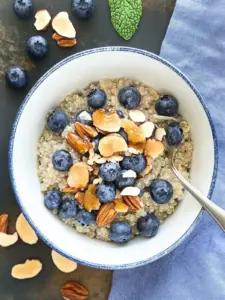 blueberry honey breakfast quinoa - featured image