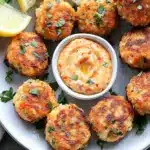 crispy mini salmon cakes - featured image