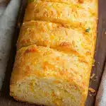 melt-in-your-mouth cheese bread with roasted garlic - featured image
